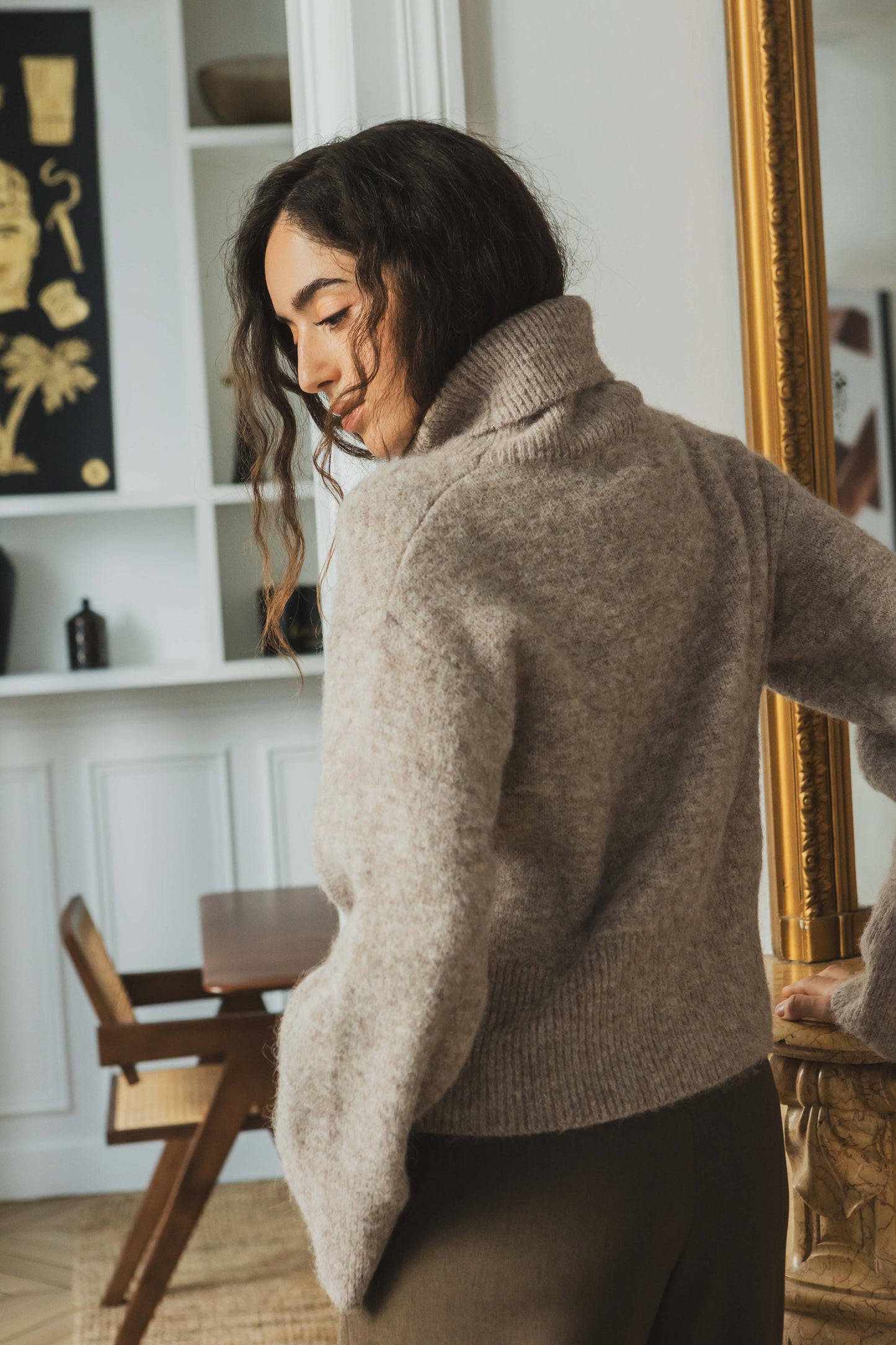 DAPHNE SWEATER