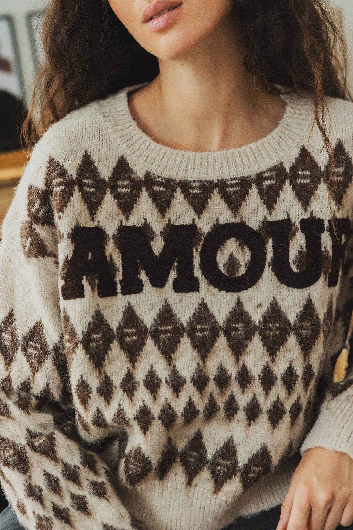 LOVE SWEATER