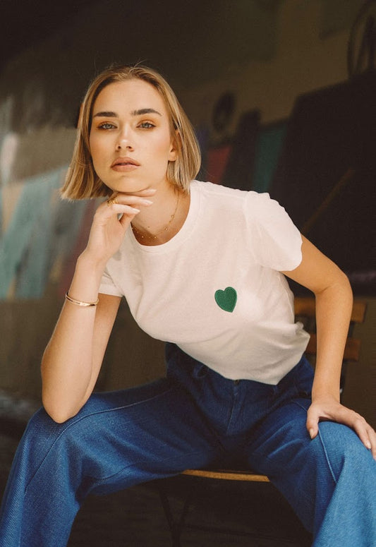 “HEART” embroidery T-shirt