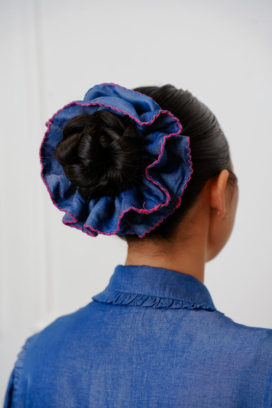 DENIM SCRUNCHIE