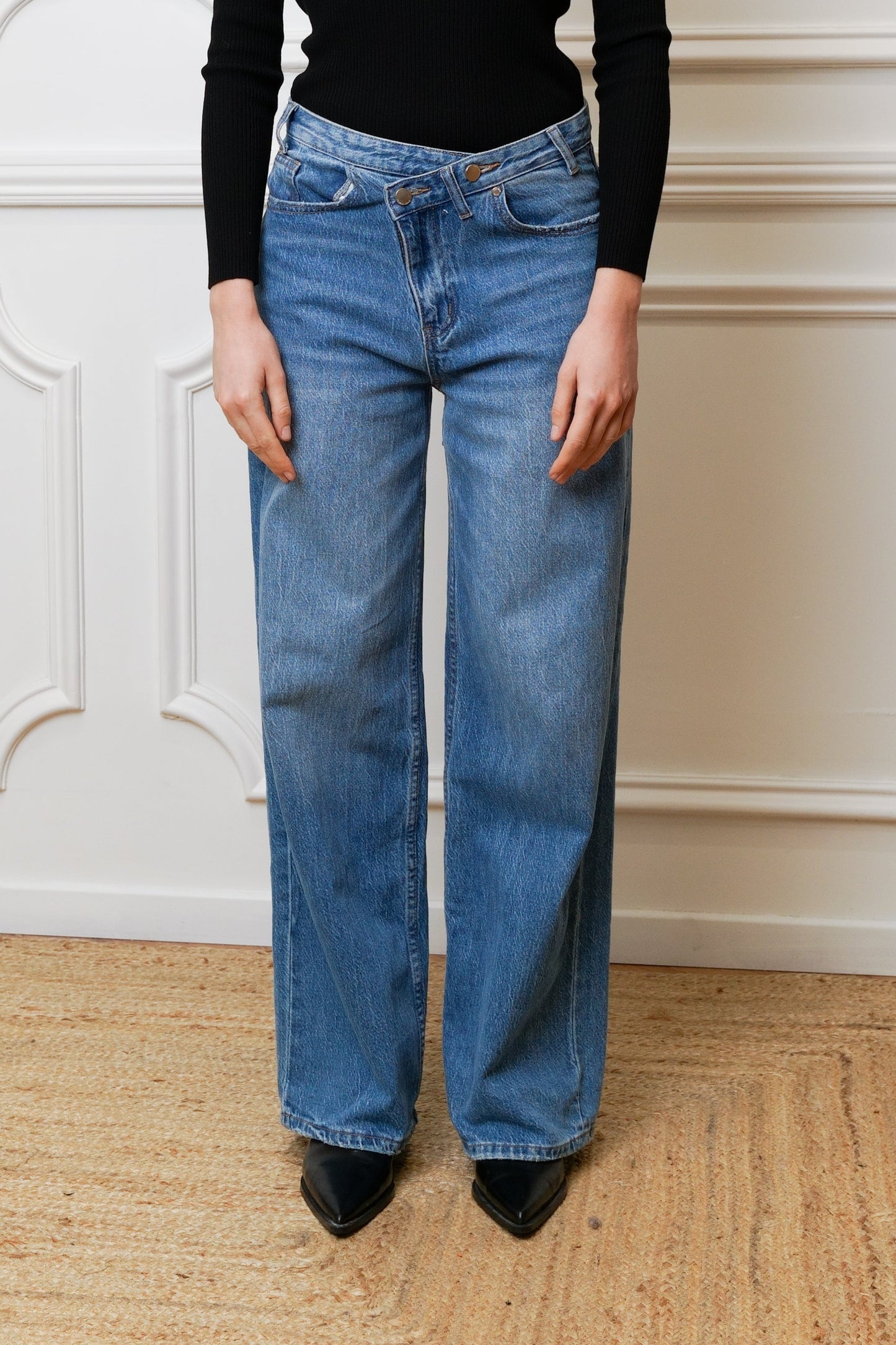 JEAN DOUBLE BOUTON JAMES