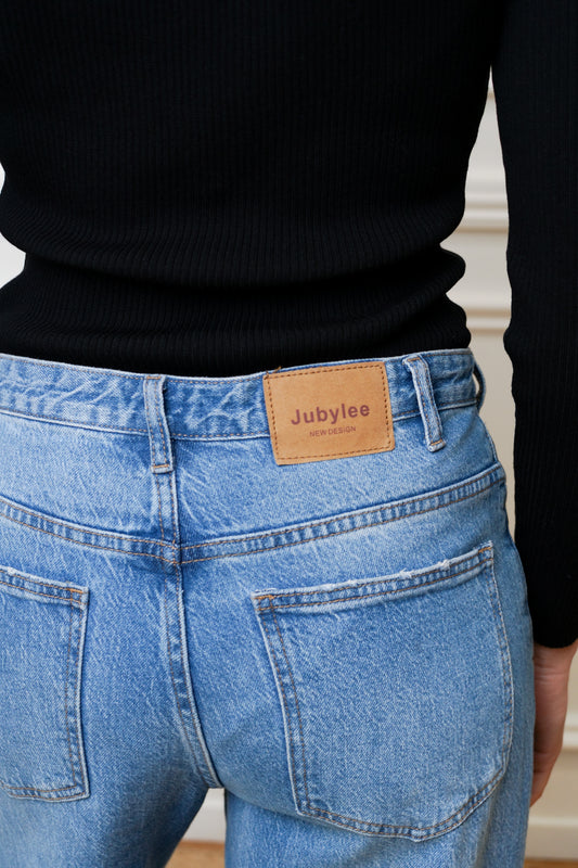 JAMES DOUBLE-BUTTON JEANS