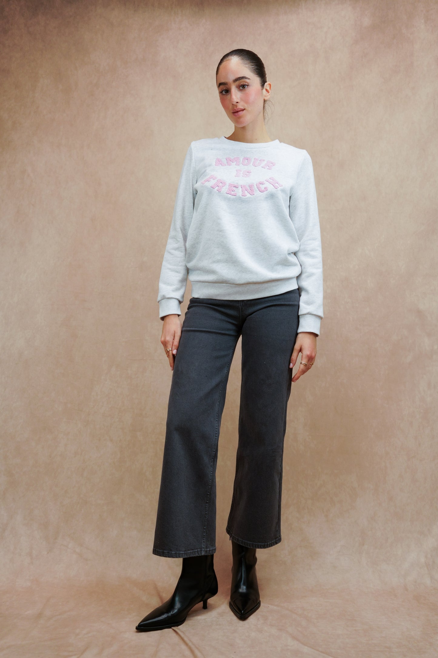 Sweat "AMOUR IS FRENCH"