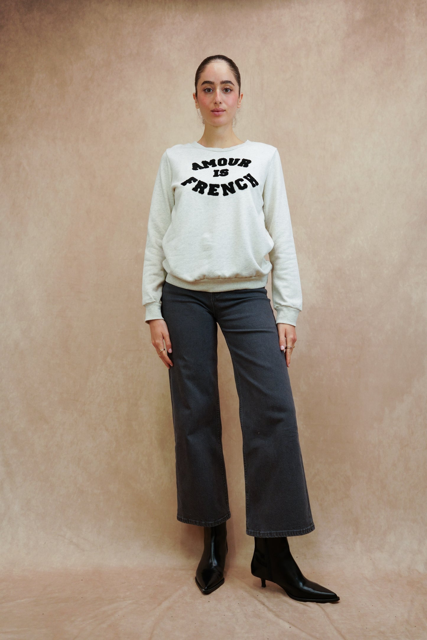 Sweat "AMOUR IS FRENCH"