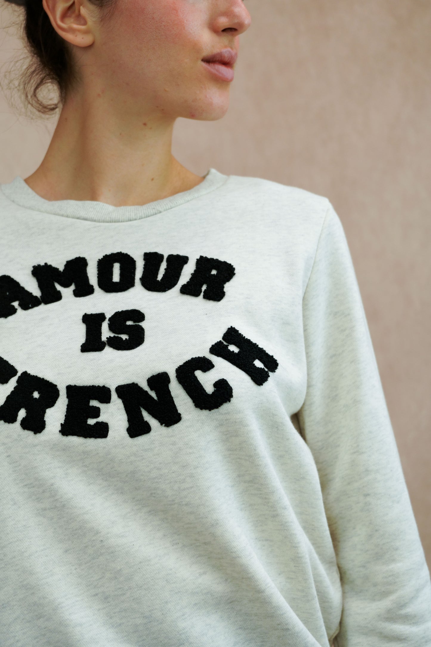 Sweat "AMOUR IS FRENCH"