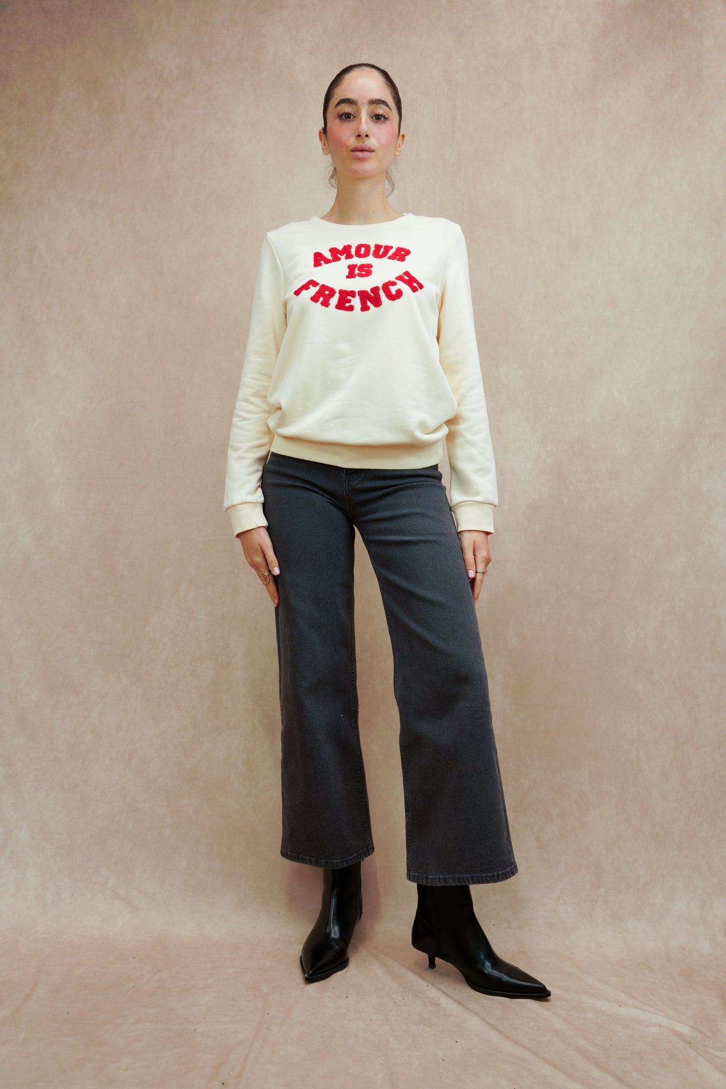 Sweat "AMOUR IS FRENCH"