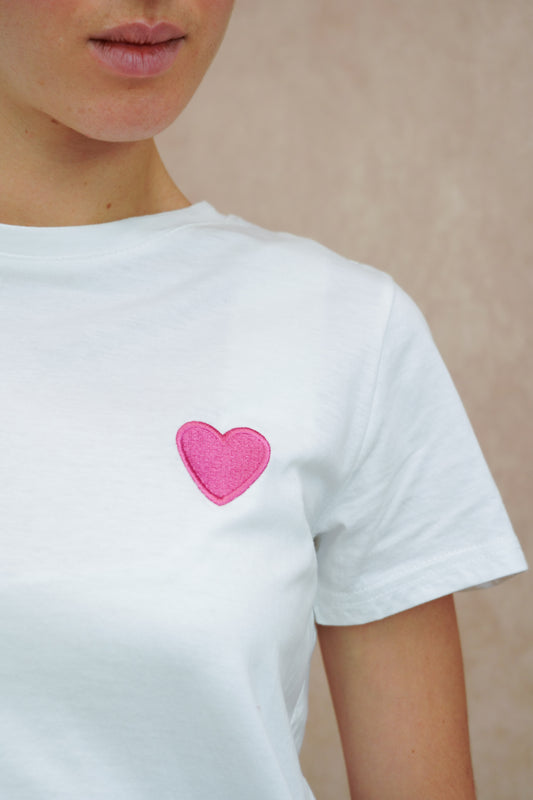 “HEART” embroidery T-shirt