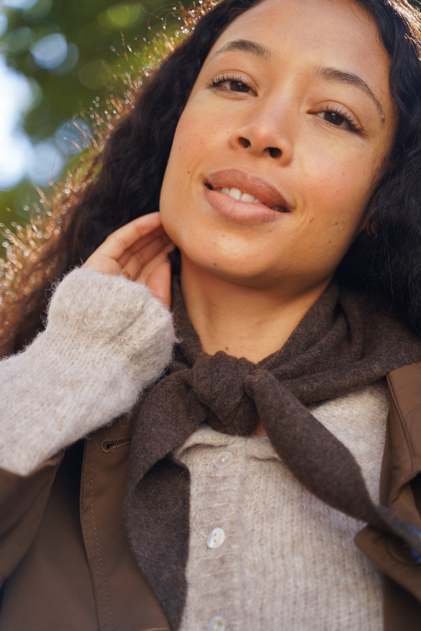 FOULARD TRIANGULAIRE EN MAILLE