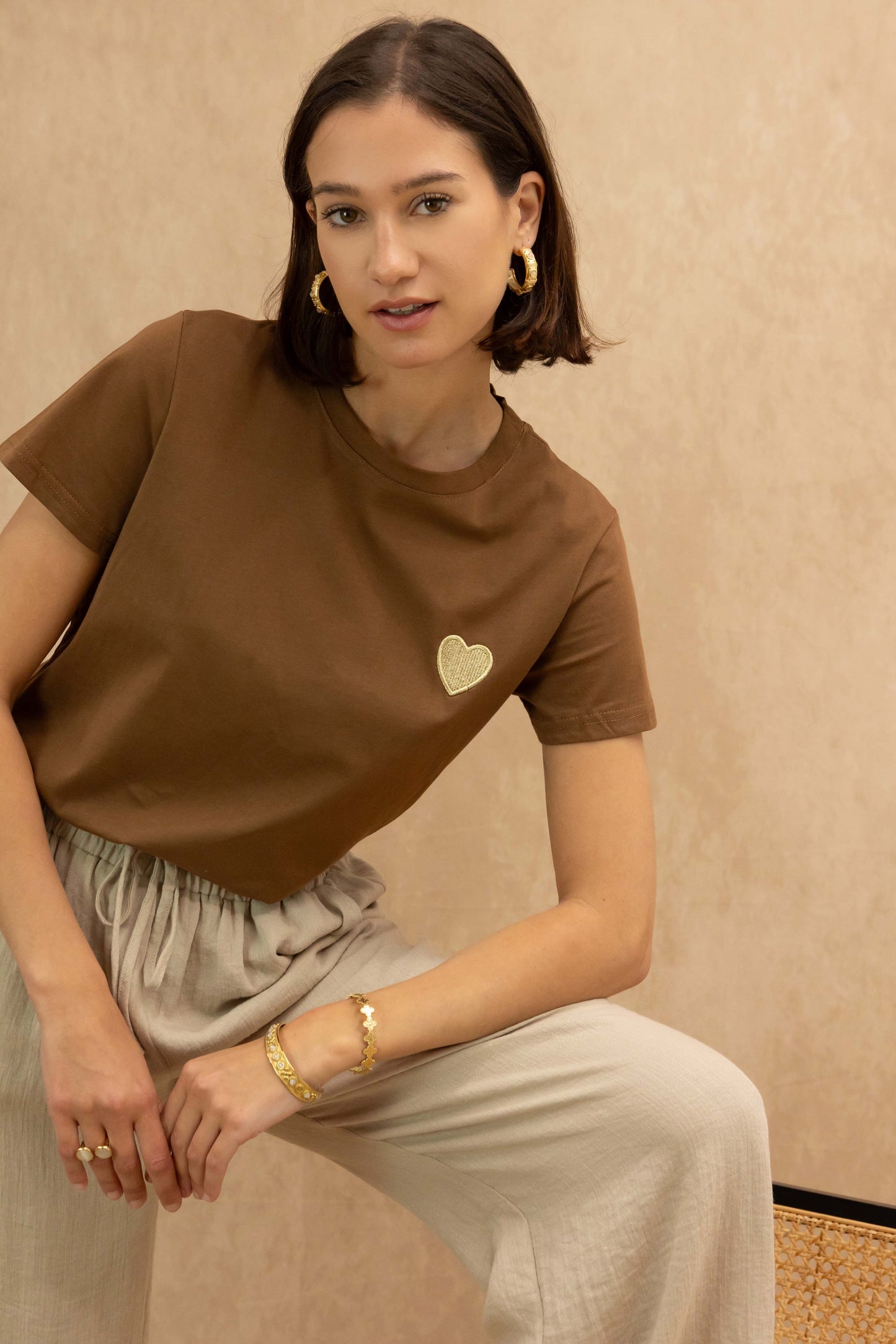 “HEART” embroidery T-shirt