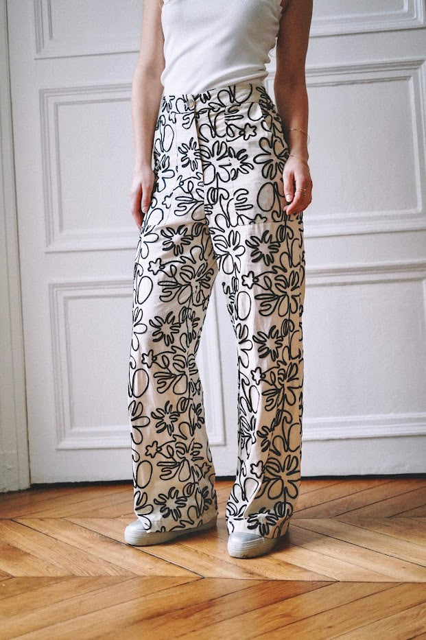 Pants with Julianna embroidery