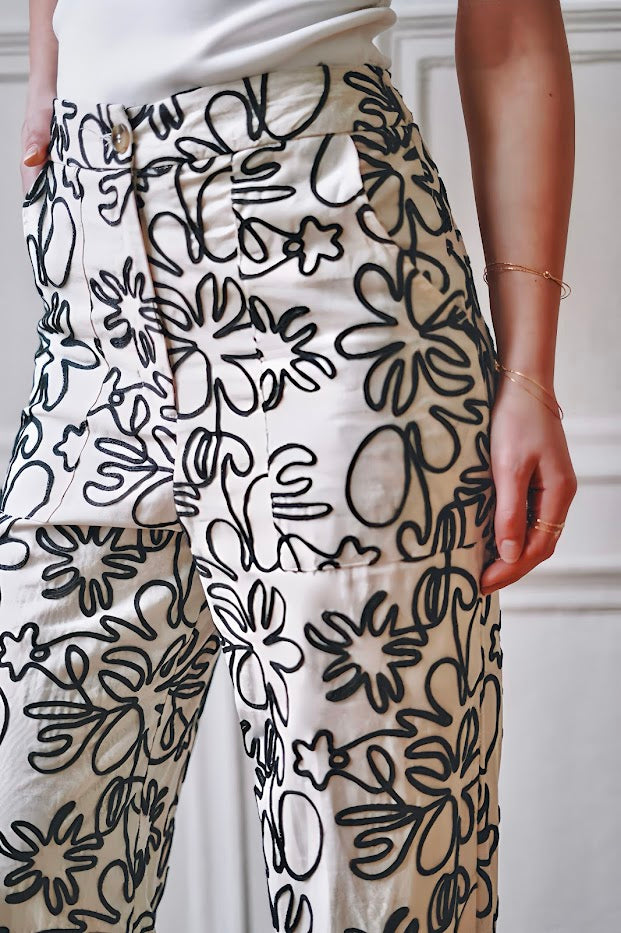 Pants with Julianna embroidery