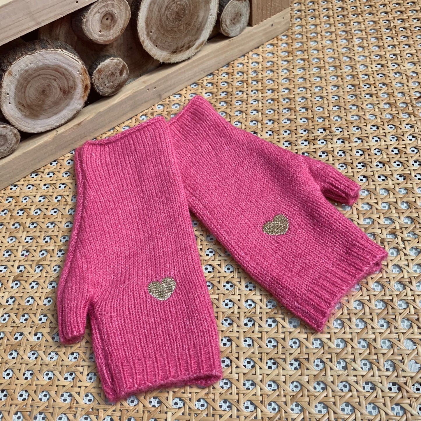 Mittens with embroidered heart