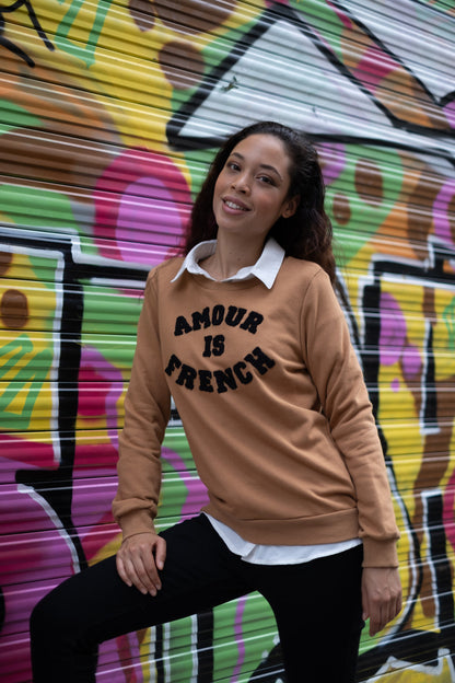 “AMOUR IS FRENCH” sweatshirt 