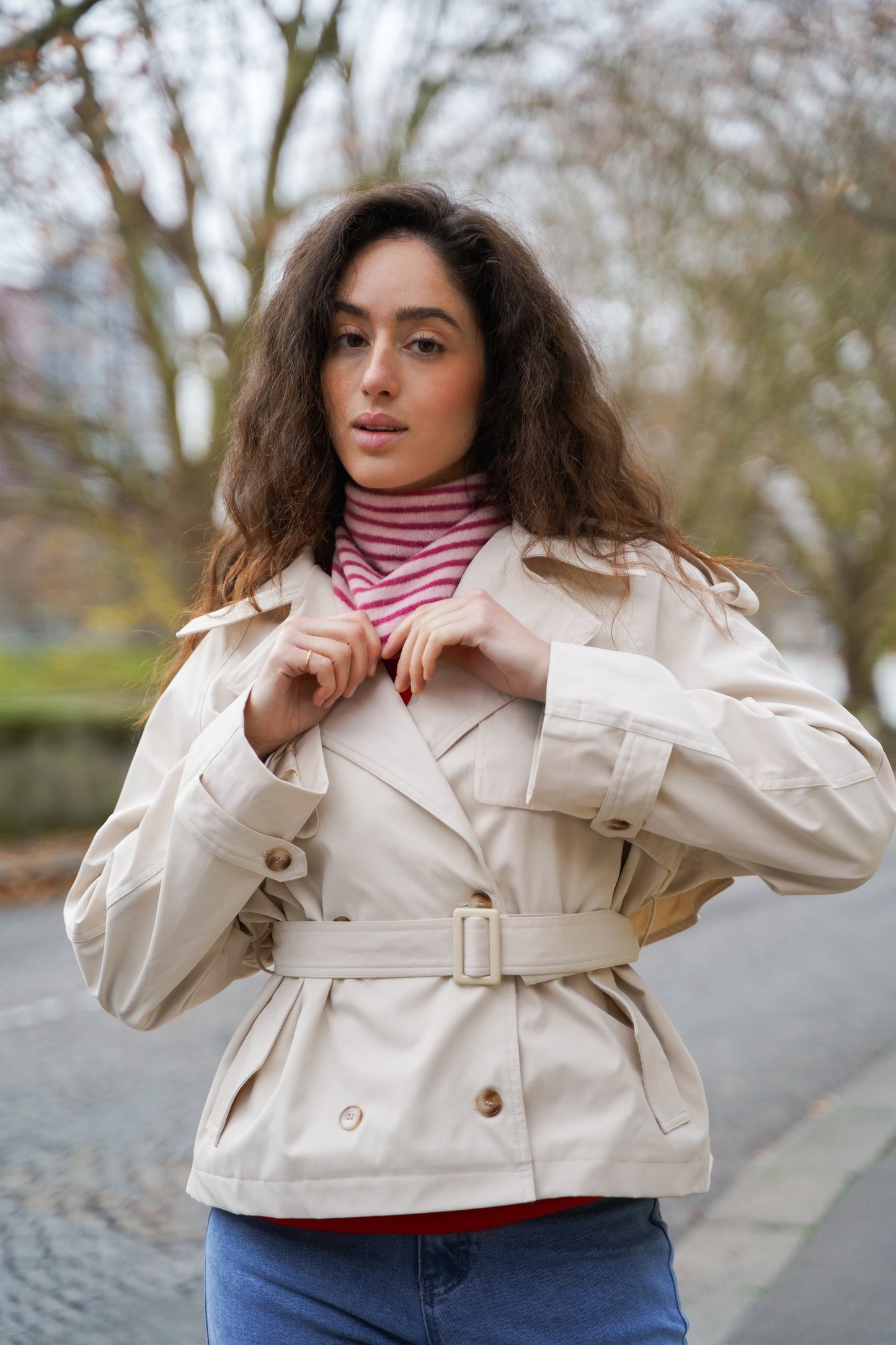 FOULARD TRIANGULAIRE À RAYURES