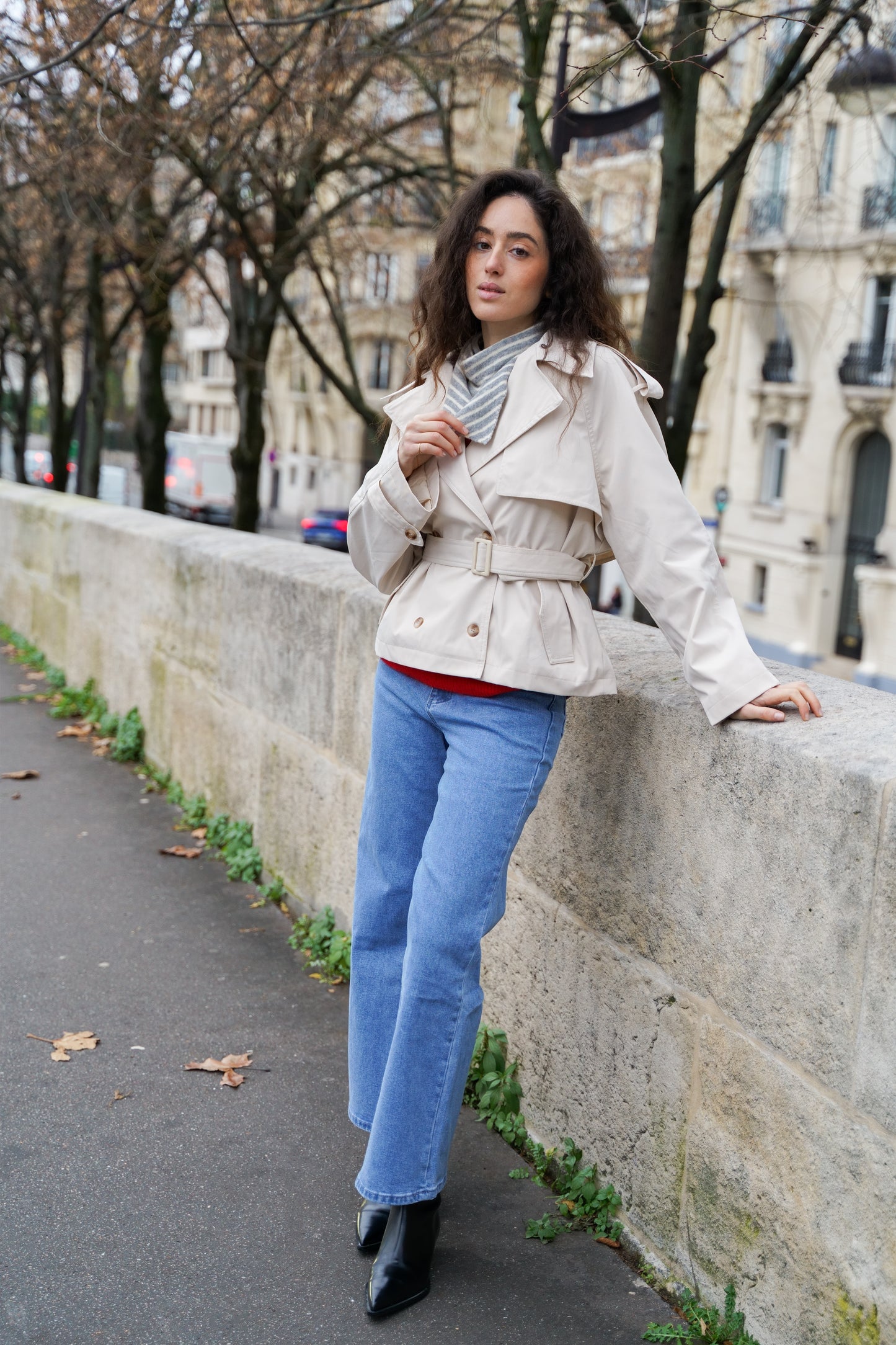 FOULARD TRIANGULAIRE À RAYURES