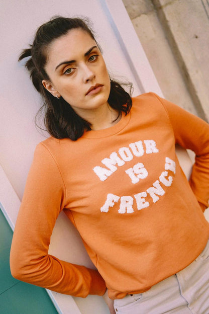 “AMOUR IS FRENCH” sweatshirt 