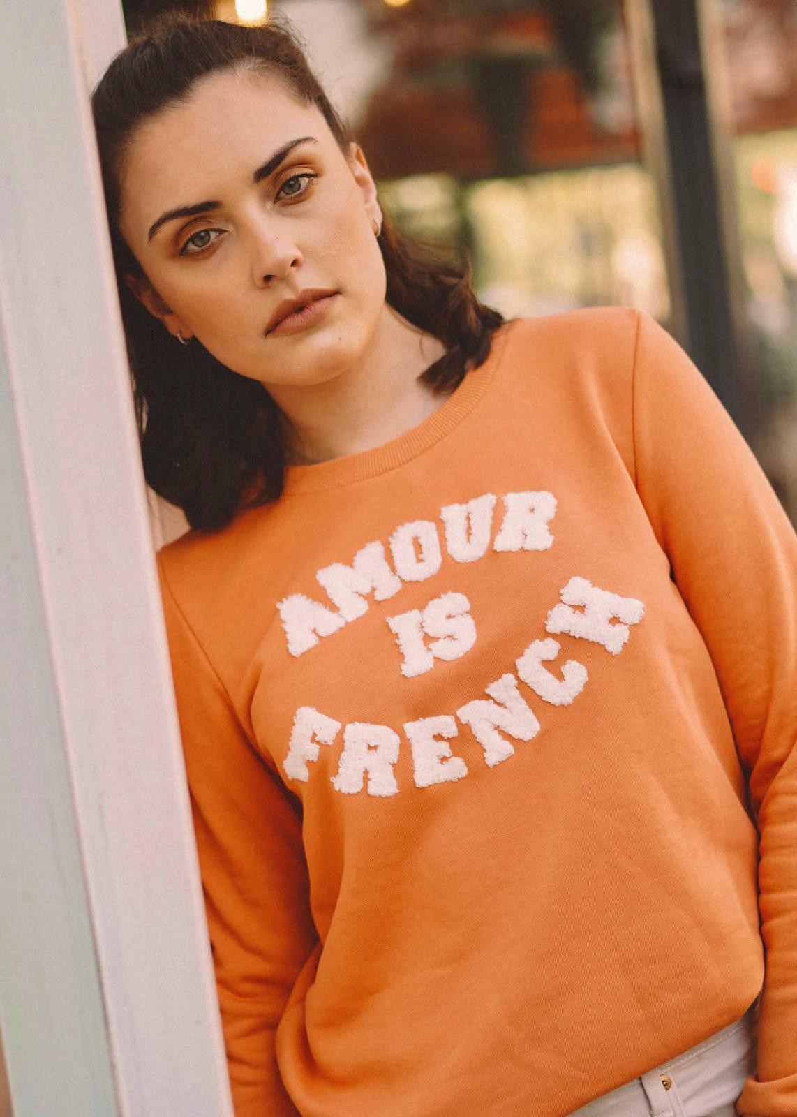 Sweat "AMOUR IS FRENCH"