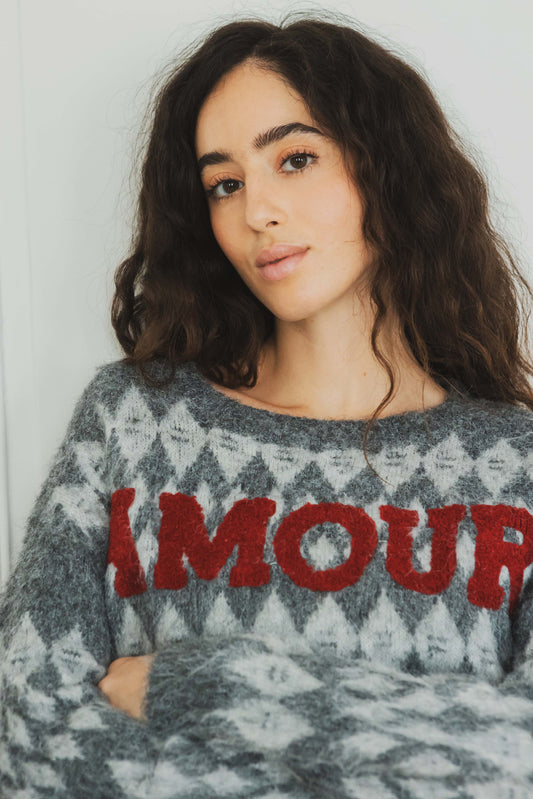 LOVE SWEATER