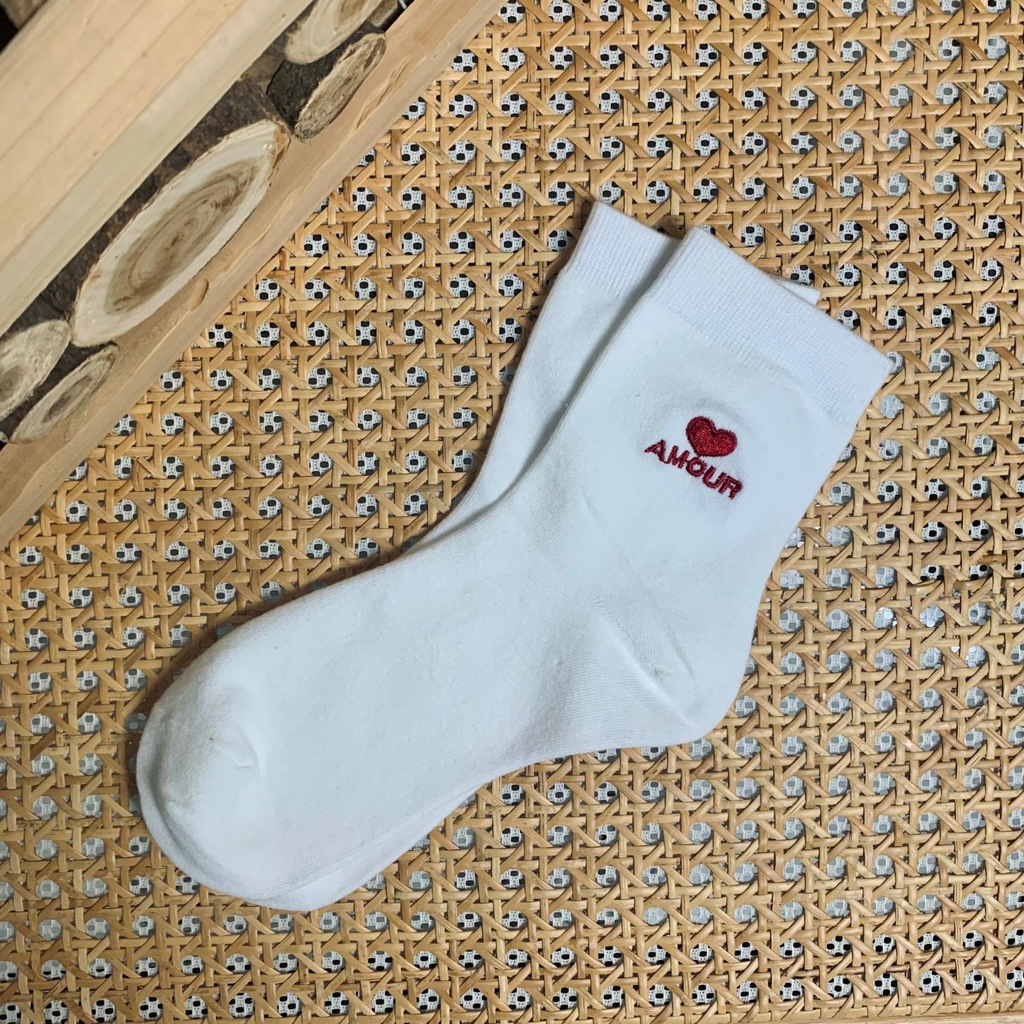 Chaussettes avec broderie Bea