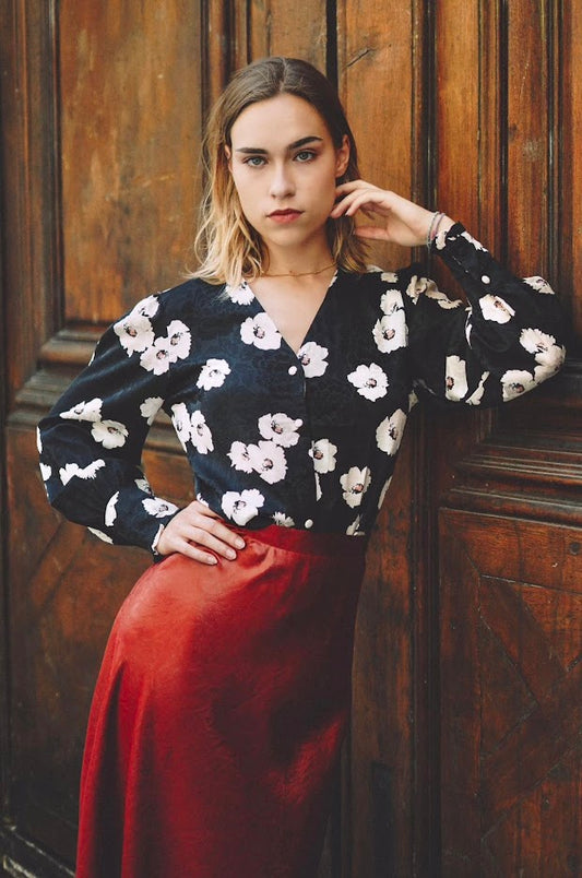 Floral print blouse