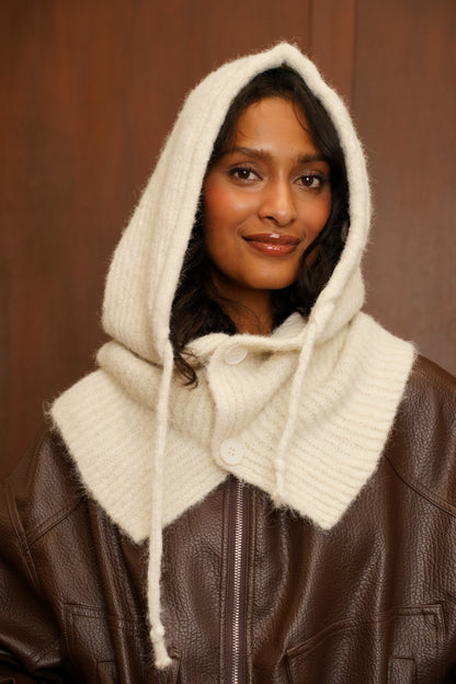 ELISA HOOD