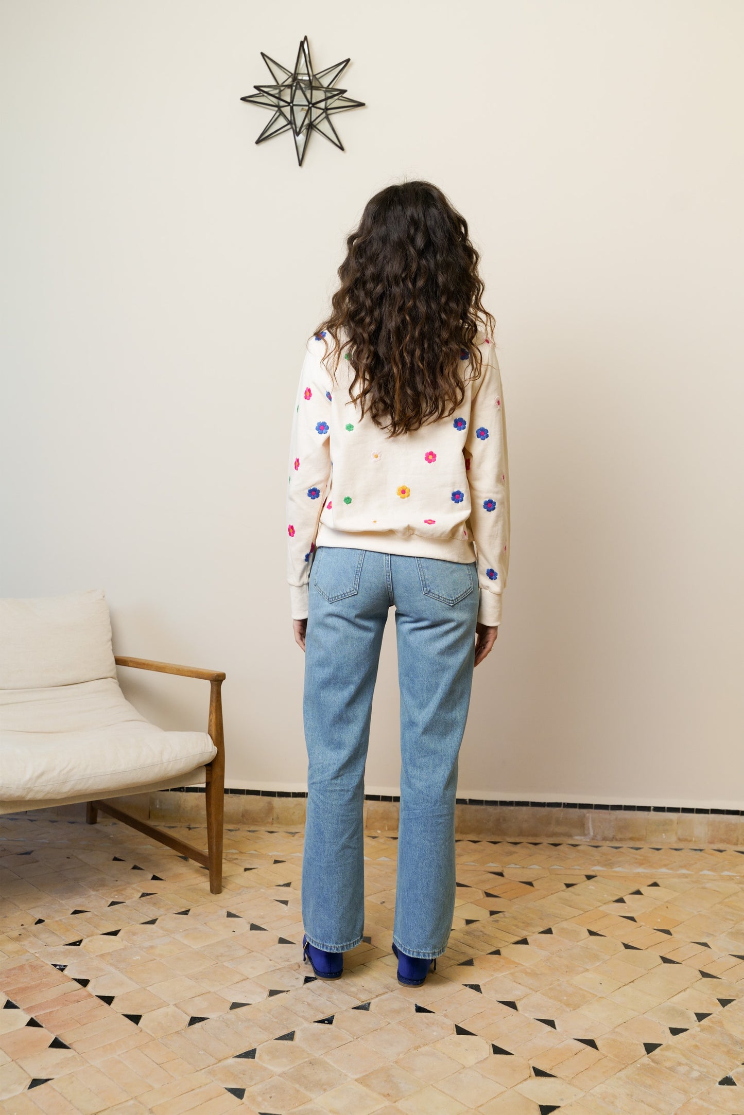 MULTICOLORED DAISY SWEATSHIRT