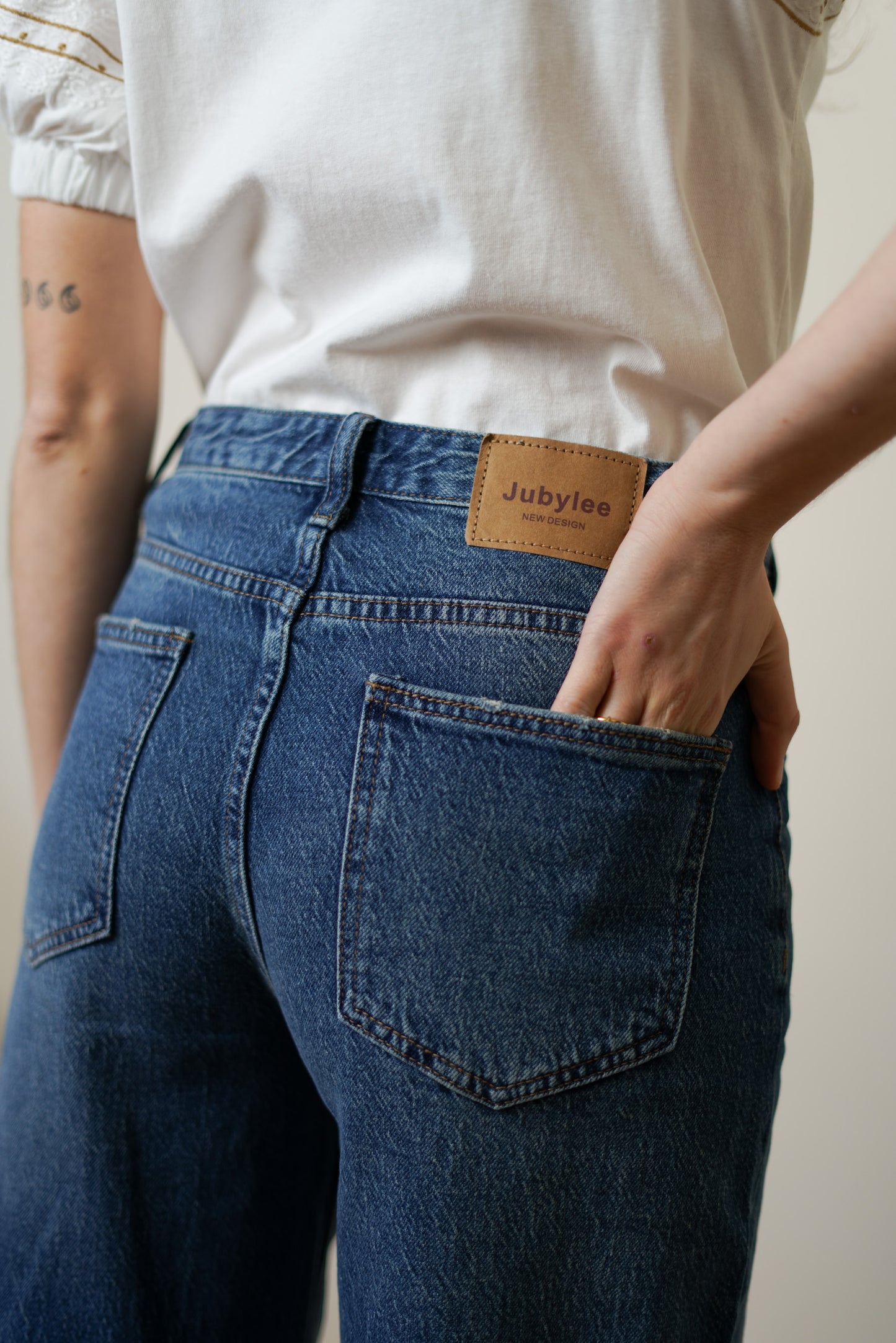 JEAN DOUBLE BOUTON JAMES