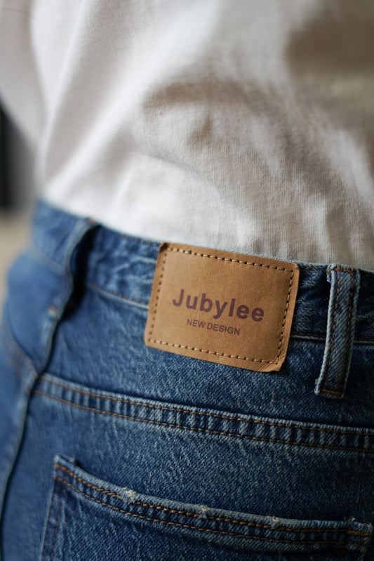 JAMES DOUBLE-BUTTON JEANS