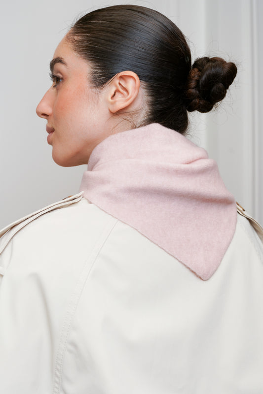 TRIANGULAR KNITTED SCARF