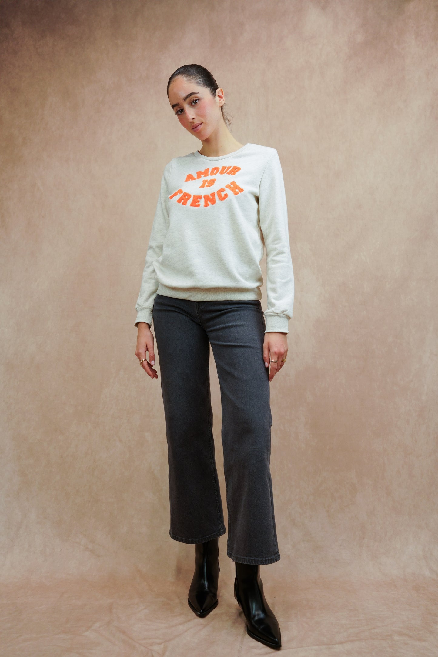 Sweat "AMOUR IS FRENCH"