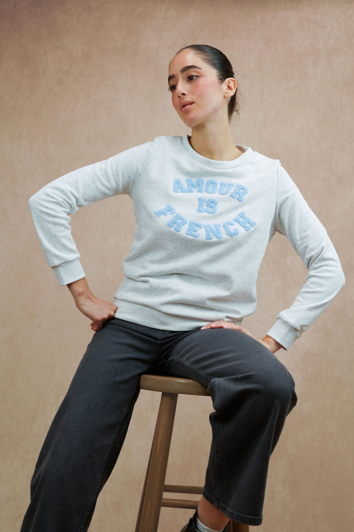 Sweat "AMOUR IS FRENCH"