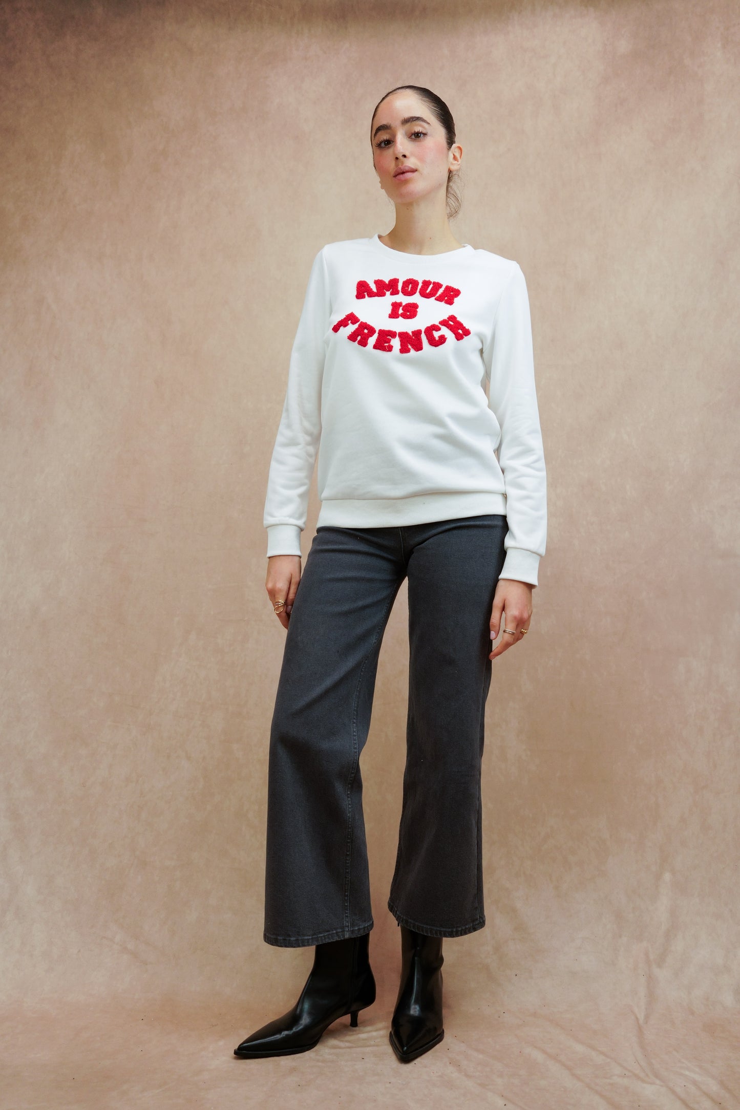 Sweat "AMOUR IS FRENCH"