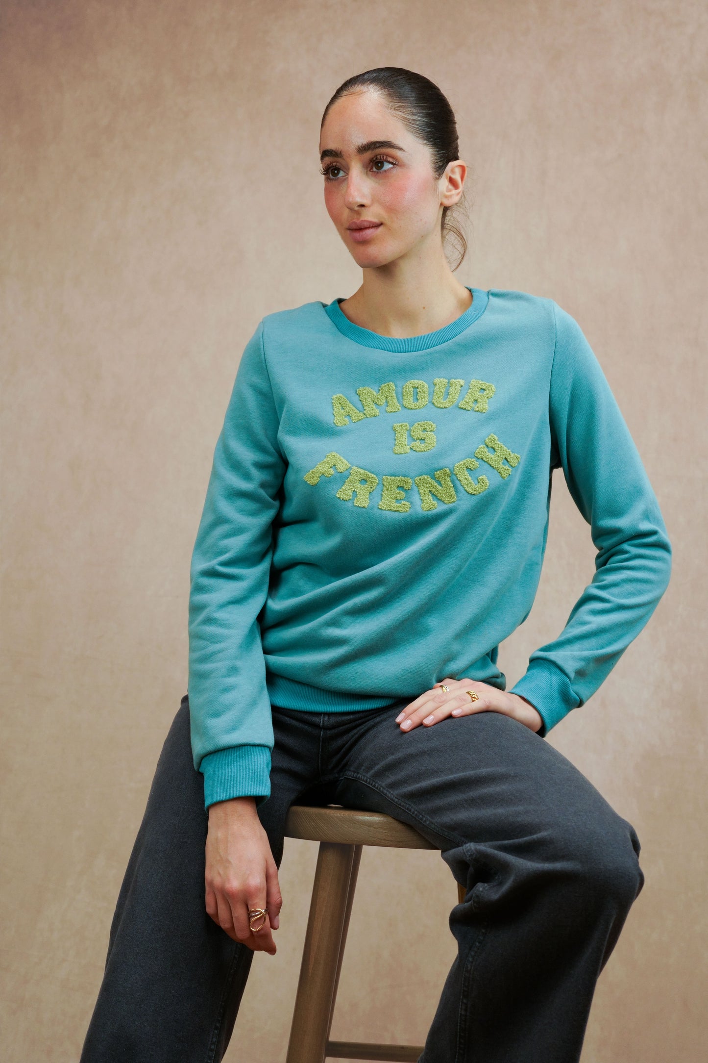 Sweat "AMOUR IS FRENCH"