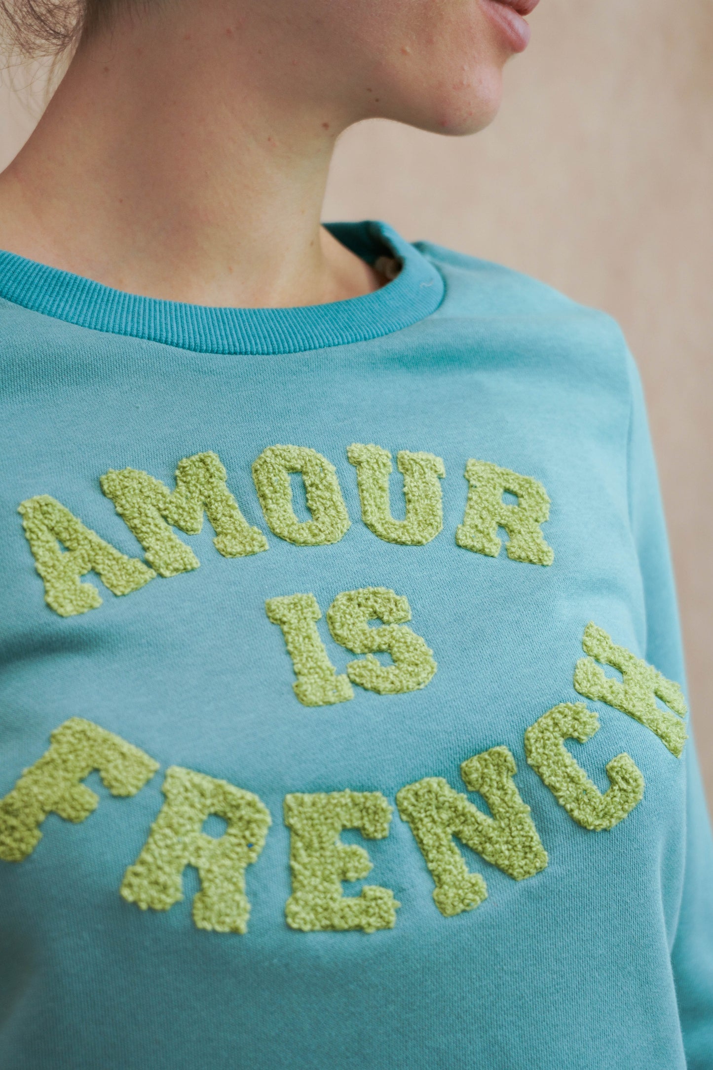 Sweat "AMOUR IS FRENCH"