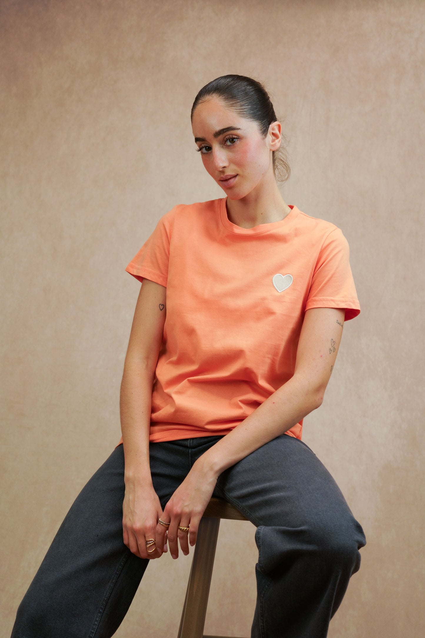 “HEART” embroidery T-shirt