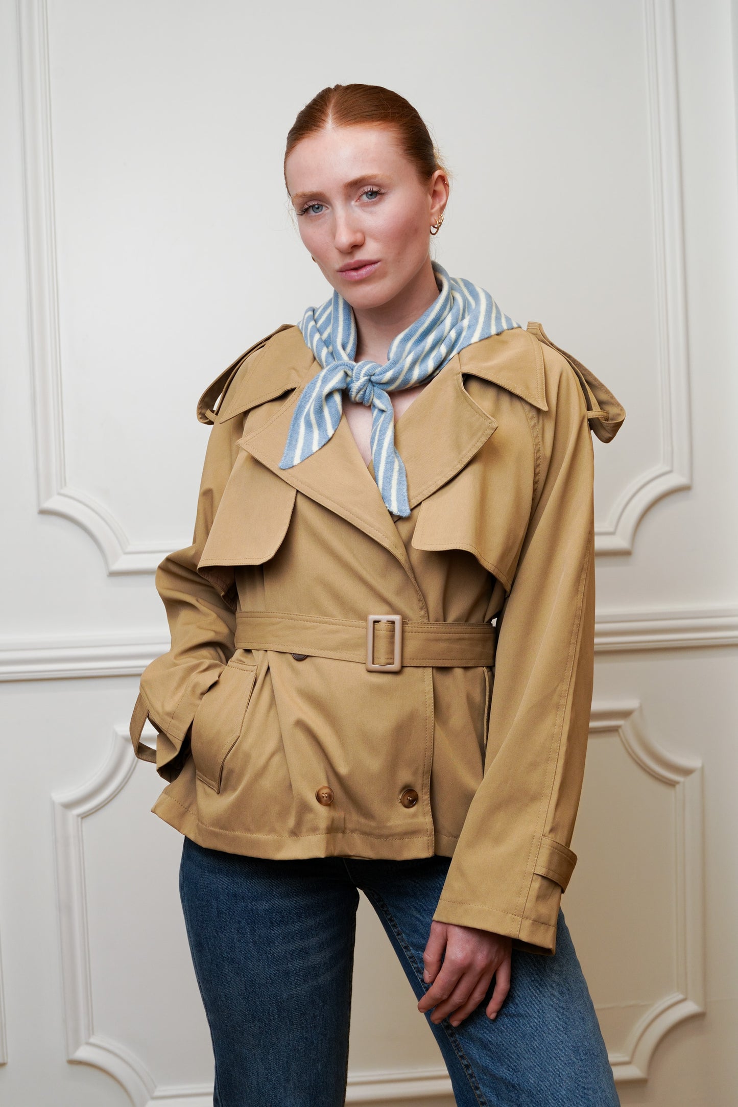 FOULARD TRIANGULAIRE À RAYURES