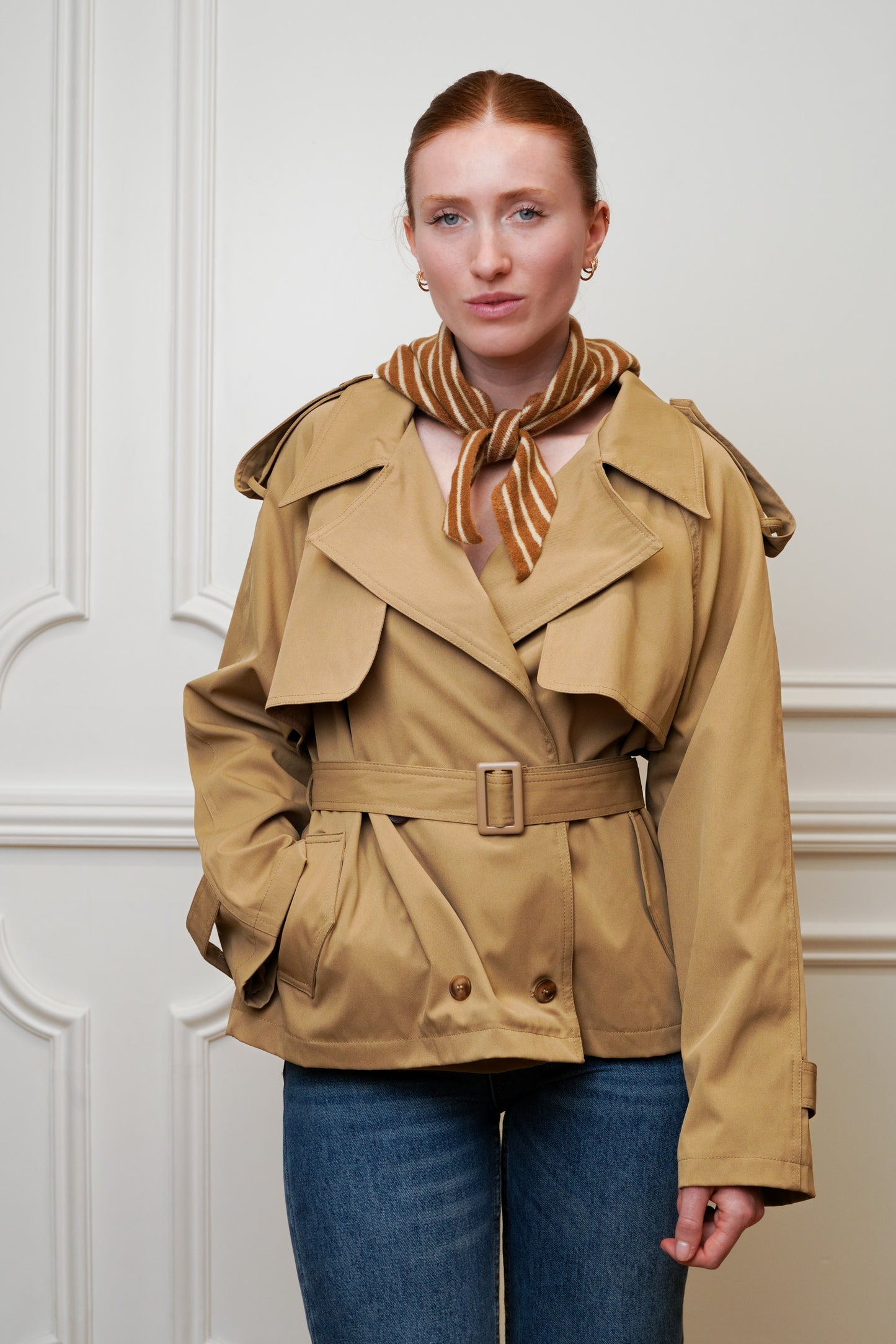 FOULARD TRIANGULAIRE À RAYURES