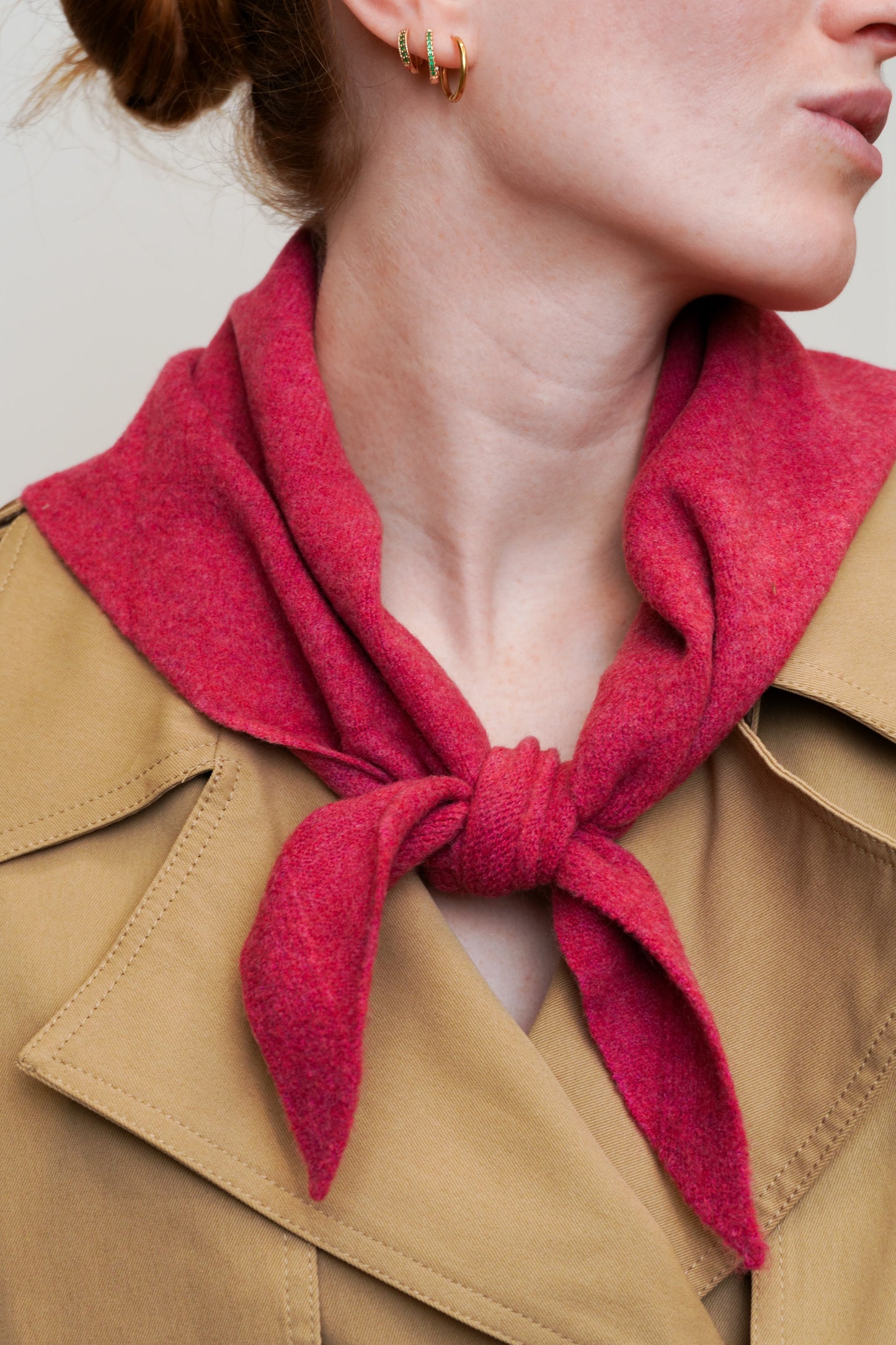 TRIANGULAR KNITTED SCARF