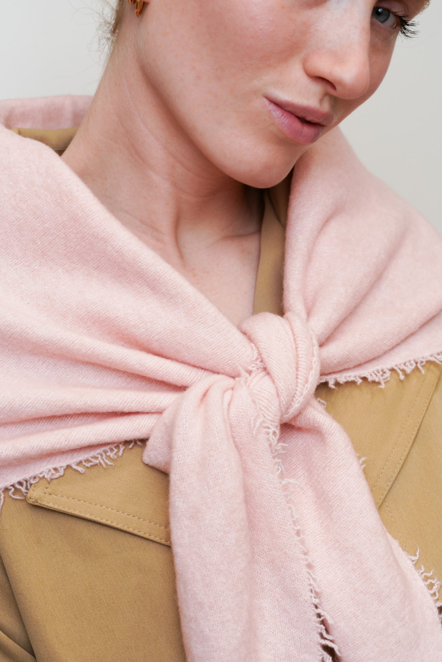 GRAND FOULARD EN MAILLE