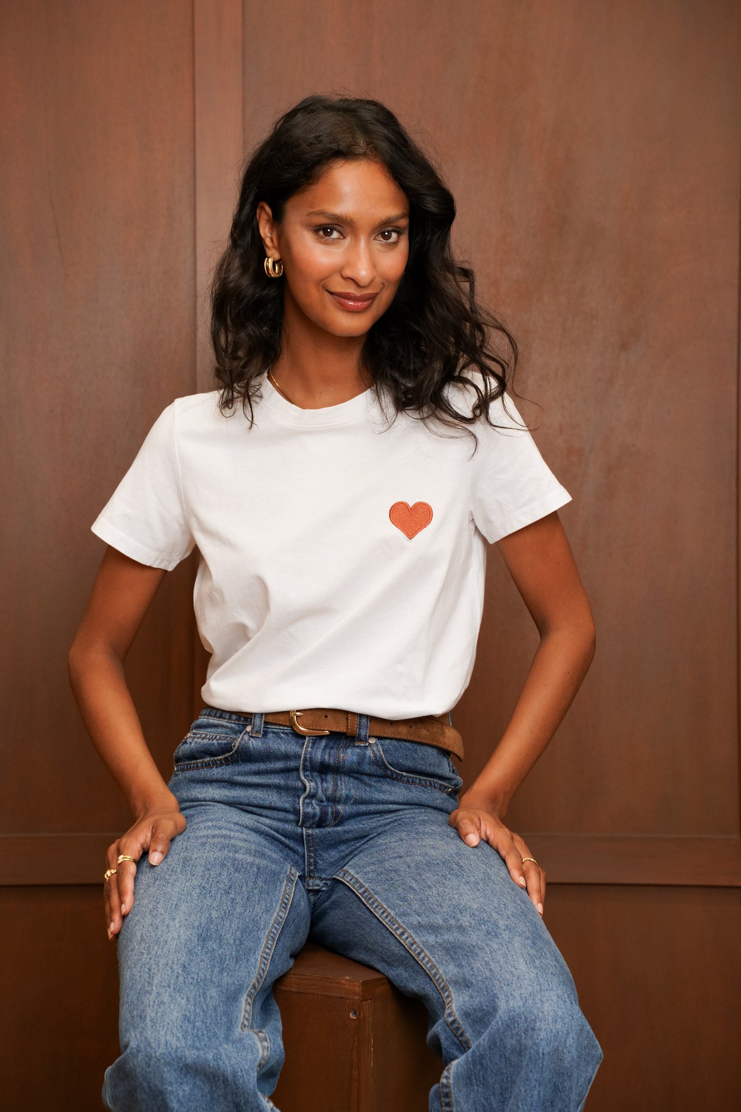 T-shirt à broderie "COEUR"
