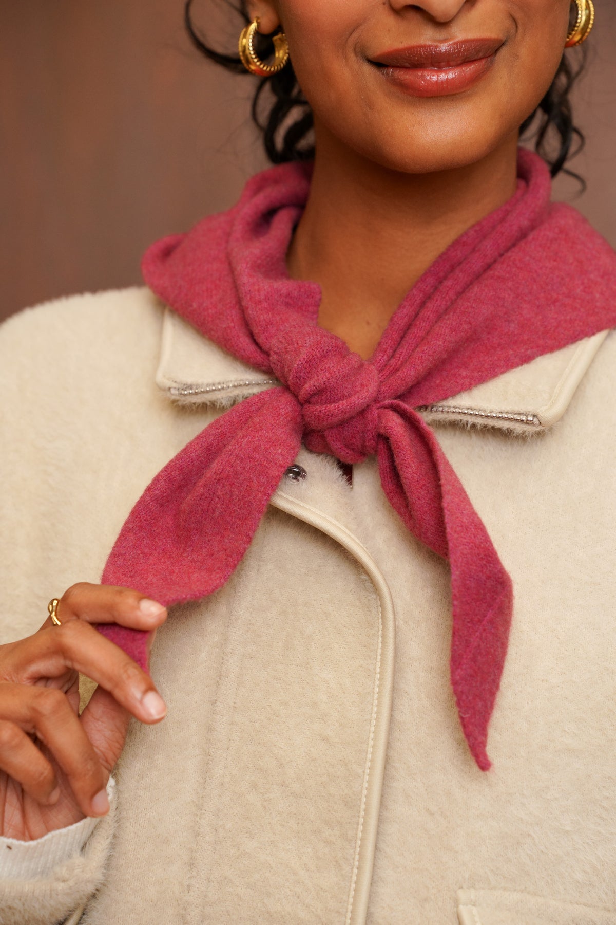 KNIT NECKERCHIEF