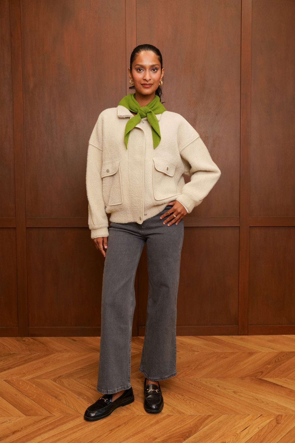 KNIT NECKERCHIEF