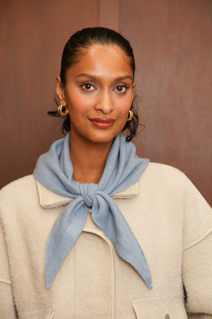 KNIT NECKERCHIEF