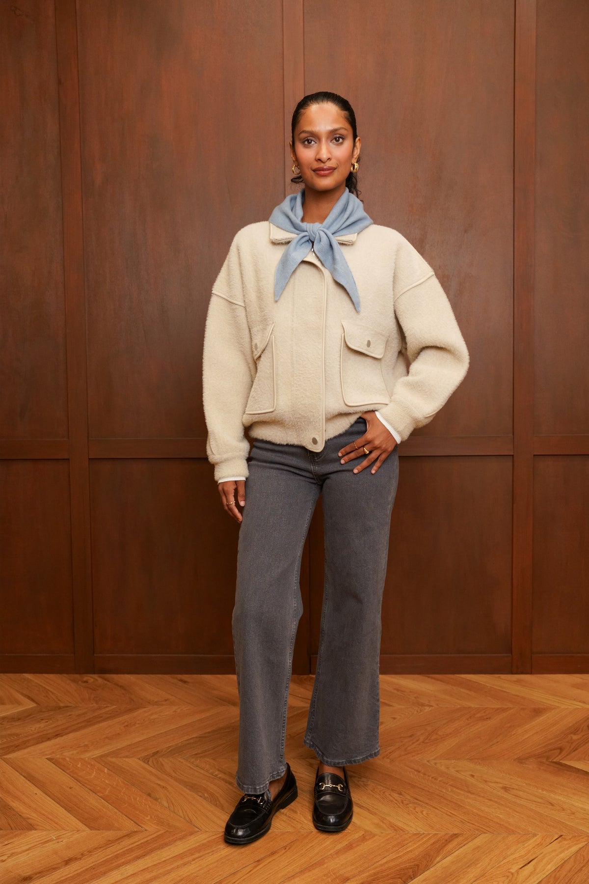 KNIT NECKERCHIEF