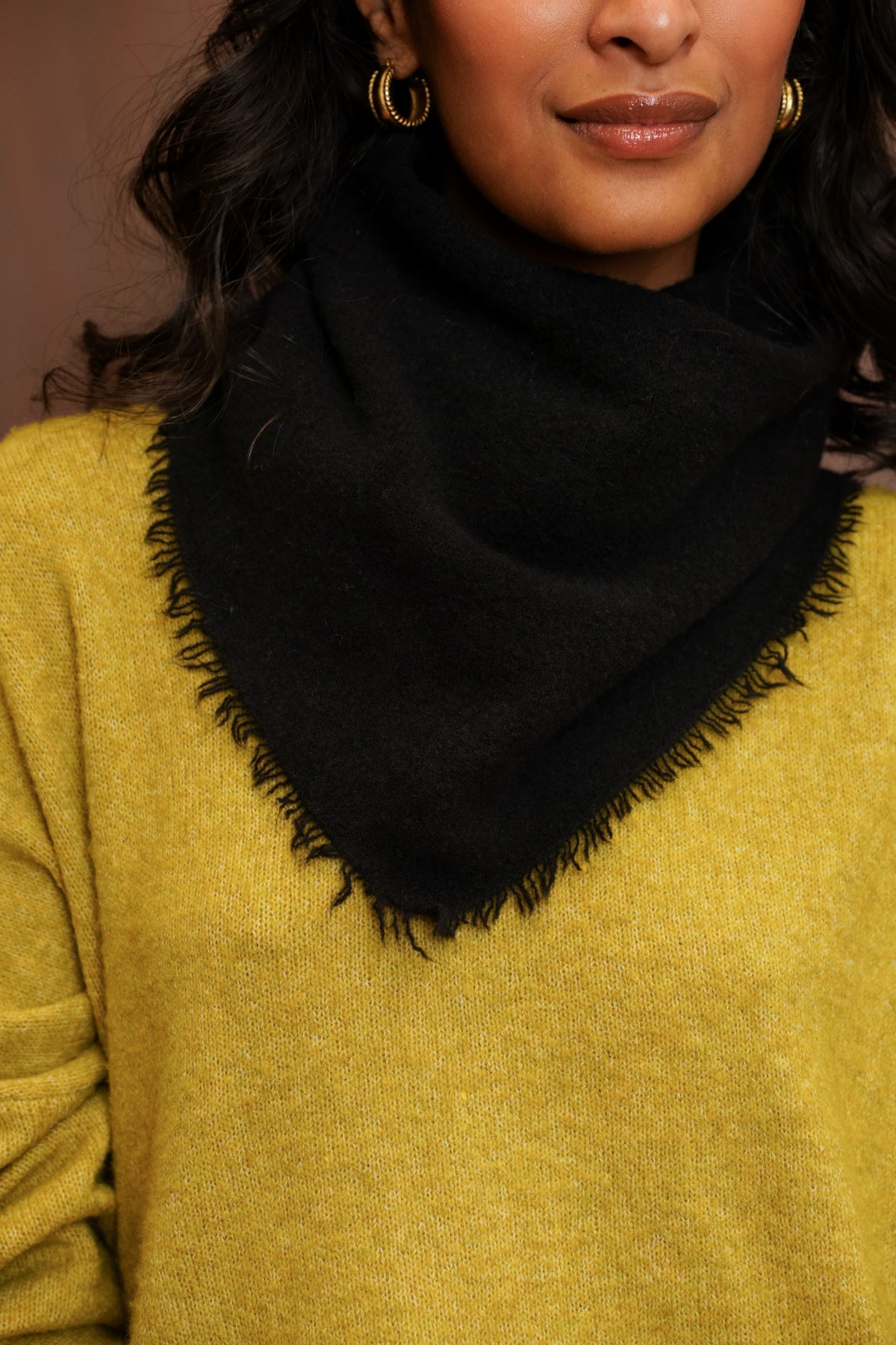 LARGE KNITTED SCARF