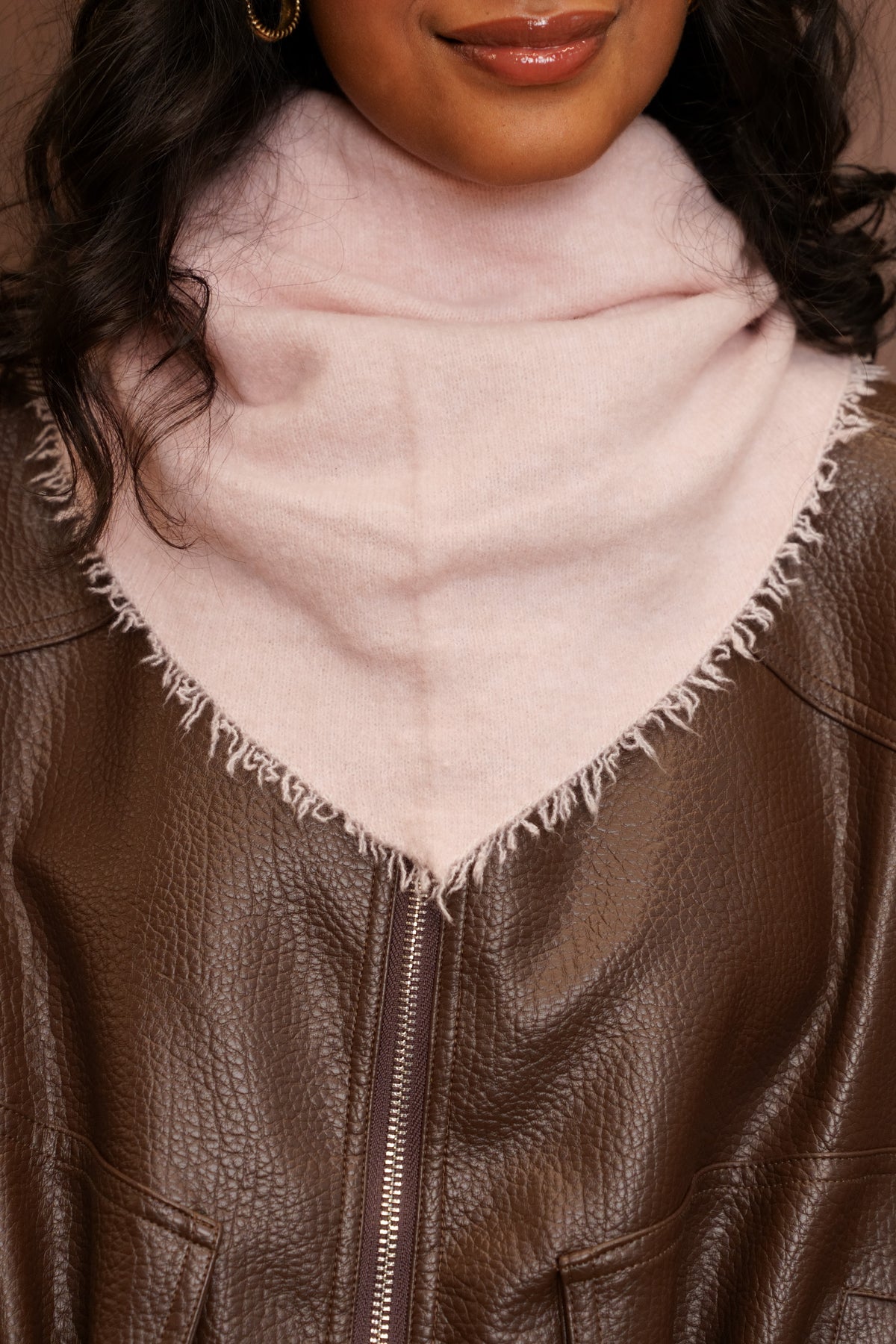 LARGE KNITTED SCARF
