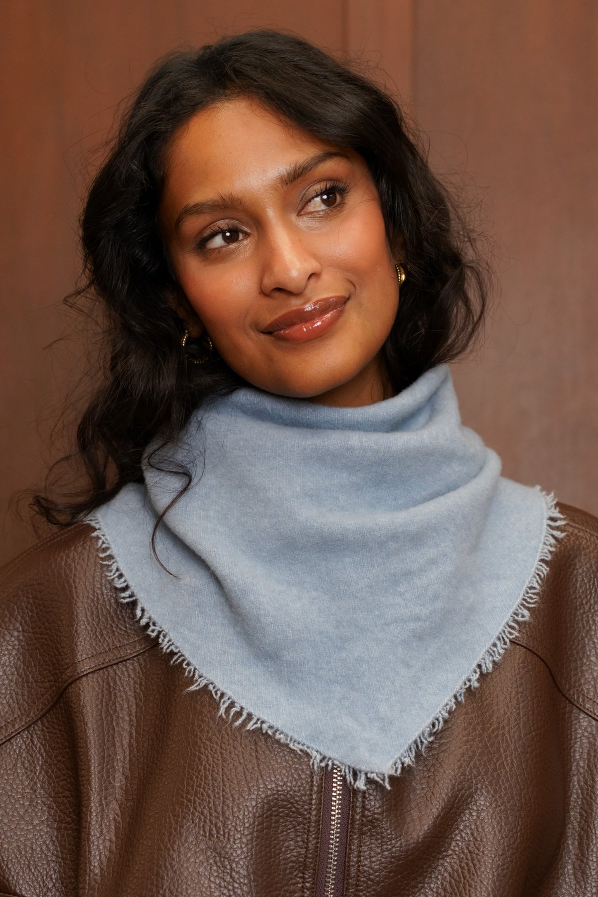 LARGE KNITTED SCARF