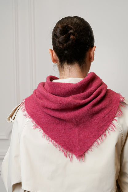 LARGE KNITTED SCARF