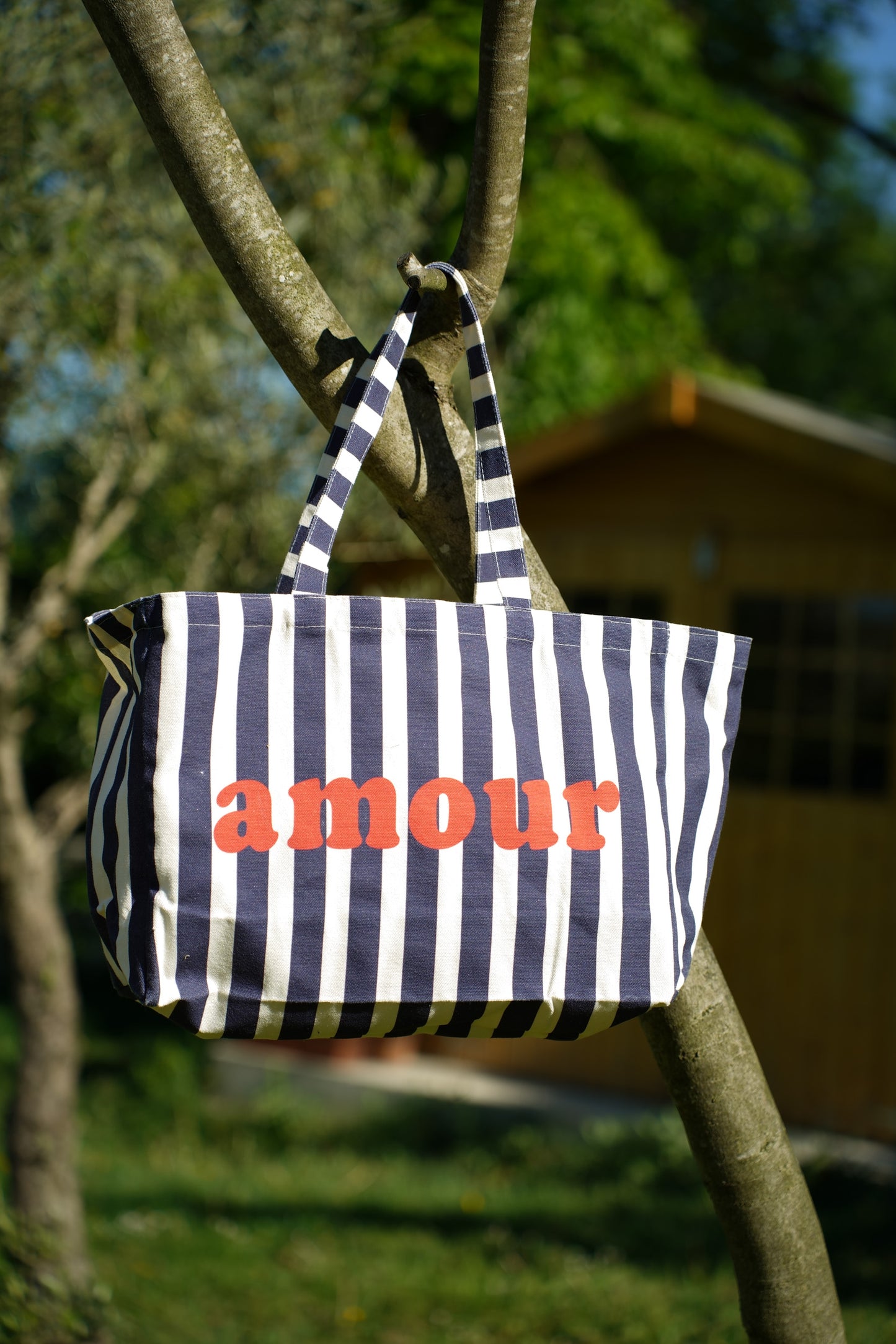 STRIPED LOVE TOTE BAG