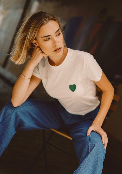 “HEART” embroidery T-shirt